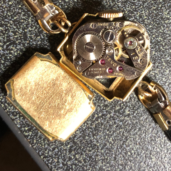 Vintage 1930\'s early Bucherer Swiss Made Watch